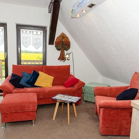 3-R-Ferienwohnung-Fuer-3-Personen-In-Schaprode-Auf-Ruegen-Zi4 Eksteriør billede